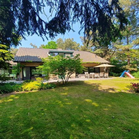 Stunning Villa In Venhorst With Sauna Экстерьер фото