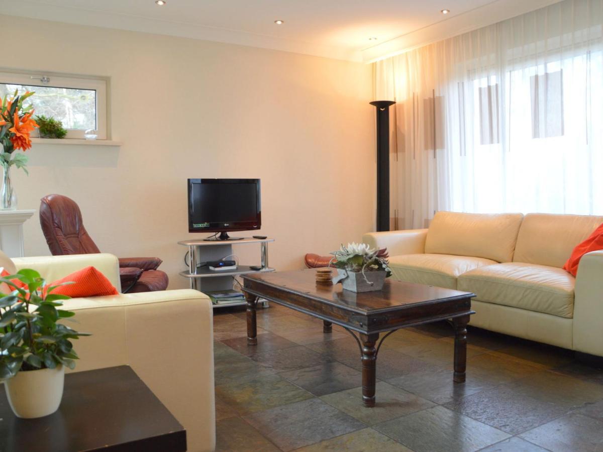Stunning Villa In Venhorst With Sauna Экстерьер фото